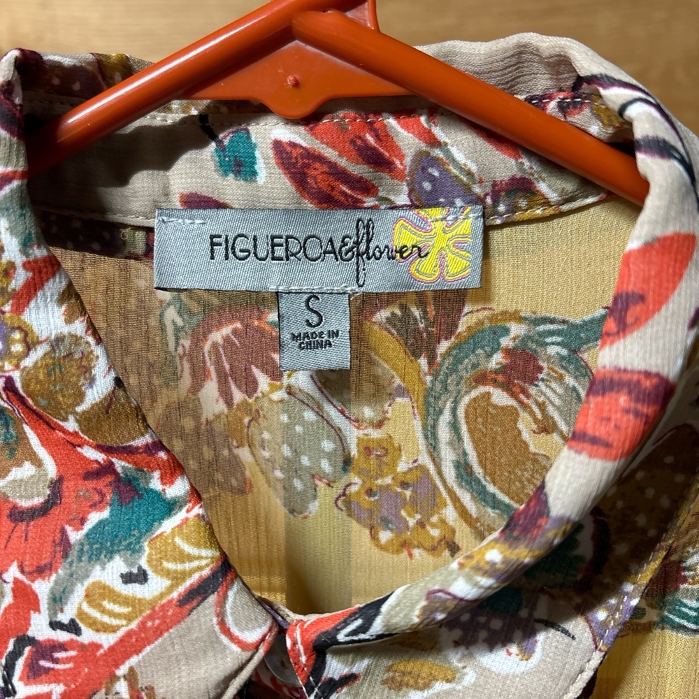 Figueroa & Flower Floral Paisley Multicolor Women's button up Blouse - Picture 4 of 5